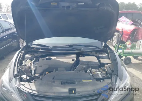 2018 Nissan Altima 2.5 Sr z USA, uszkodzony, nr VIN 1N4AL3AP5JC246119